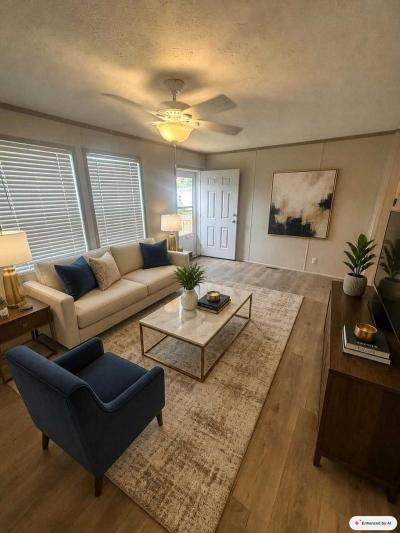Photo 4 of 19 of home located at 315 Kathy Circle Jackson, MI 49202