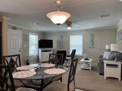 Photo 4 of 19 of home located at 24300 Airport Road, Site #92 Punta Gorda, FL 33950