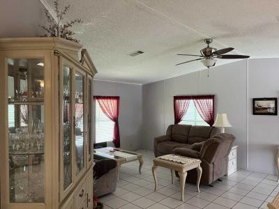 Photo 2 of 20 of home located at 24300 Airport Road, Site #73 Punta Gorda, FL 33950