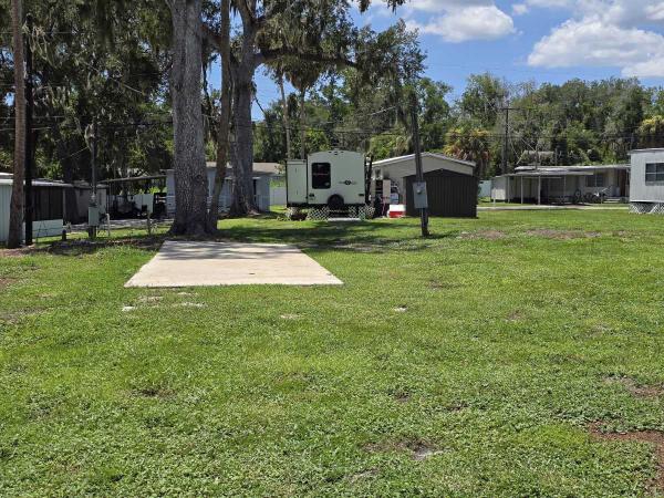 Photo 1 of 1 of home located at 11206 Crescent Spring Dr. Lot D33 Riverview, FL 33578