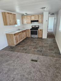 1977 Skyline Hillcrest Manufactured Home