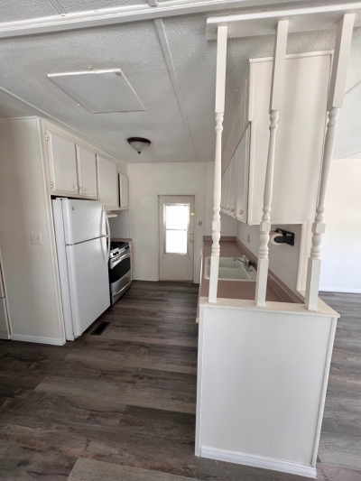 Photo 4 of 8 of home located at 1895 W Devonshire Ave #144 Hemet, CA 92545