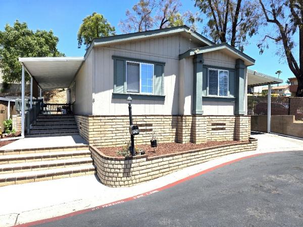2005 Hallmark Mobile Home For Sale