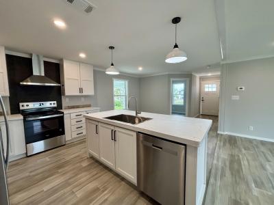 Photo 5 of 17 of home located at 2743 Pier Dr Ruskin, FL 33570