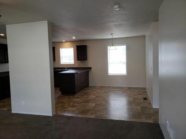 2011 Crest 81SUN28523 Mobile Home