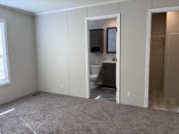 2022 Champion RA1670216 Mobile Home