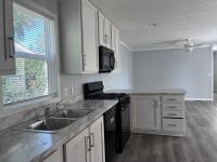 2022 Clayton 95PLH16663B Mobile Home