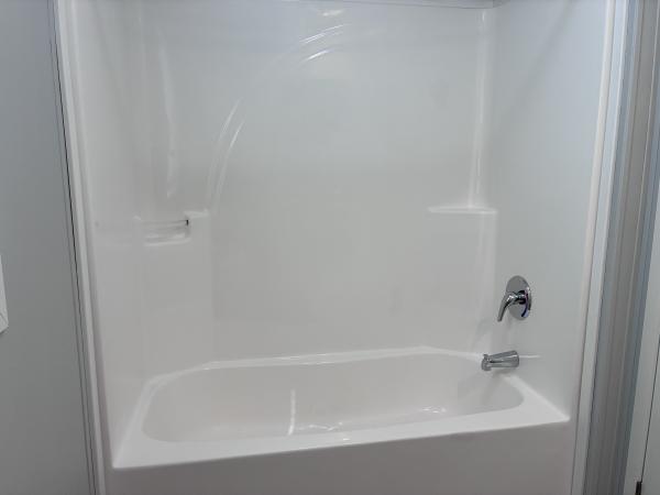 2022 Clayton 95PLH16663B Mobile Home