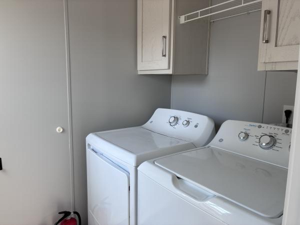 2022 Clayton 95PLH16663B Mobile Home