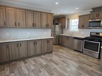 2021 Champion RA1660206 Mobile Home