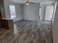 2021 Champion RA1660206 Mobile Home