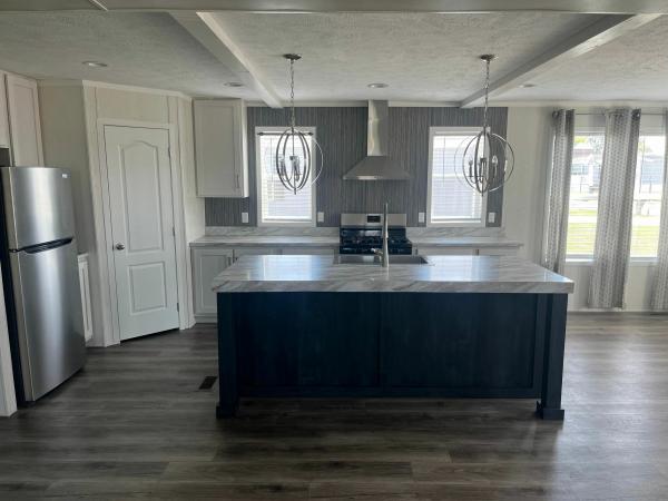 2022 Clayton Homes Inc American Made Mobile Home