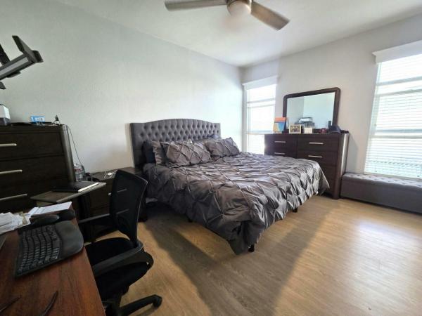 2015 Fleetwood Crownpointe Xtreme 220PX24564A Manufactured Home