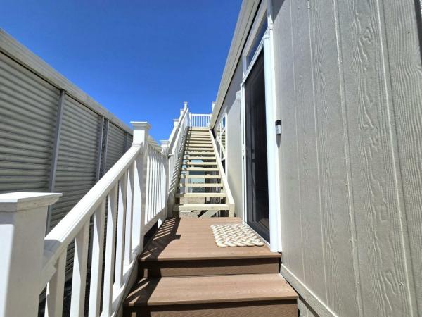 2015 Fleetwood Crownpointe Xtreme 220PX24564A Manufactured Home