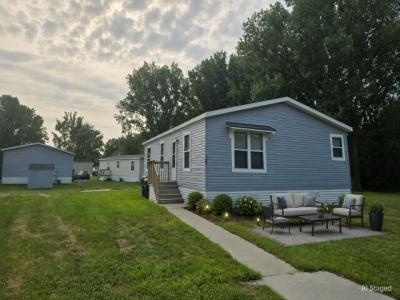 Mobile Home at 725 Juliet Dr. Lakeville, MN 55044