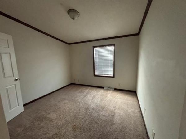 2009 Skyline- Birchfield Mobile Home