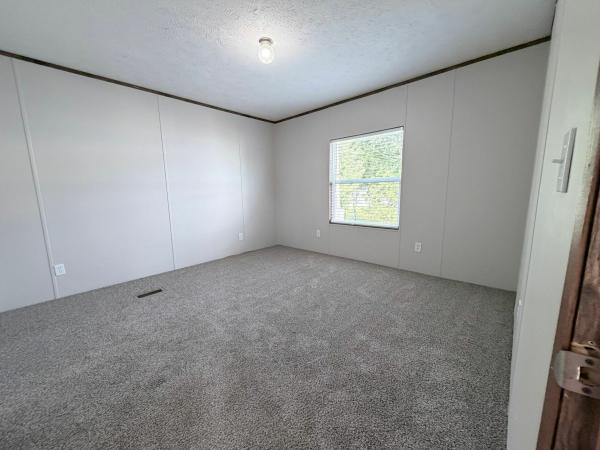 2019 Clayton Homes Inc Community Series Mobile Home