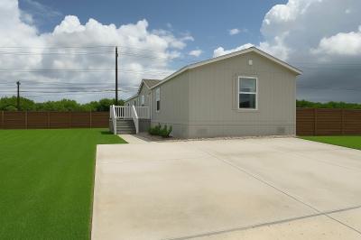 Mobile Home at 6410 Walzem Road Lot #496 San Antonio, TX 78218