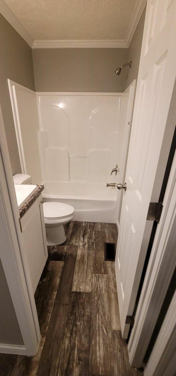 2022 Clayton Homes Inc Community Series Mobile Home