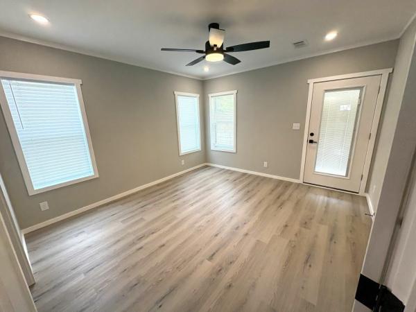 2026 CAVCO - Plant City Raleigh w/ Rear Porch - Limited Series Mobile Home