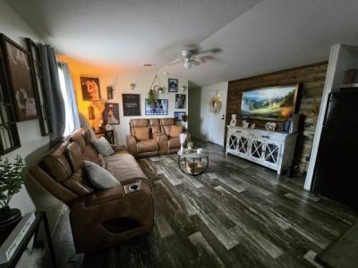 Photo 2 of 10 of home located at 3035 66th Avenue N. #49 Saint Petersburg, FL 33702