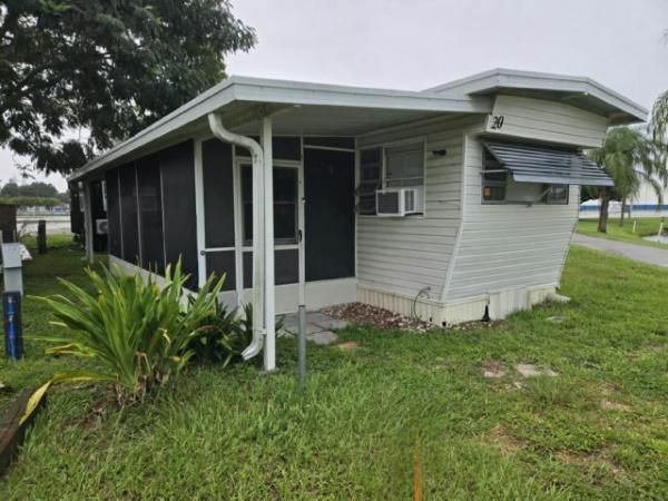 1956 Royc Manufactured Home