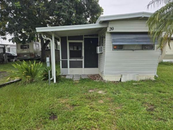 1956 Royc Manufactured Home