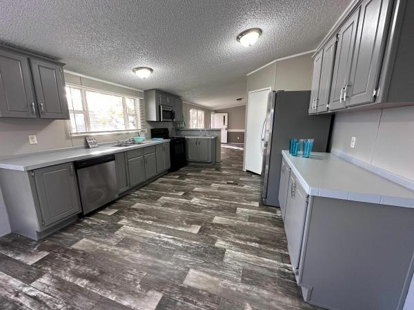 2002 Clayton Homes Inc Southern Star Mobile Home