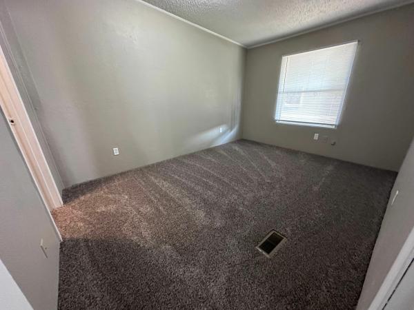 1996 Elliott Mobile Homes Solitaire Mobile Home