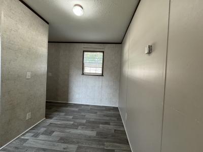 Photo 5 of 12 of home located at 300 Brookside Manor Goshen, IN 46526