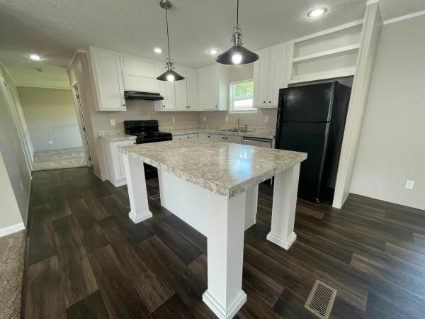 2021 Clayton Homes Inc Tradition Mobile Home