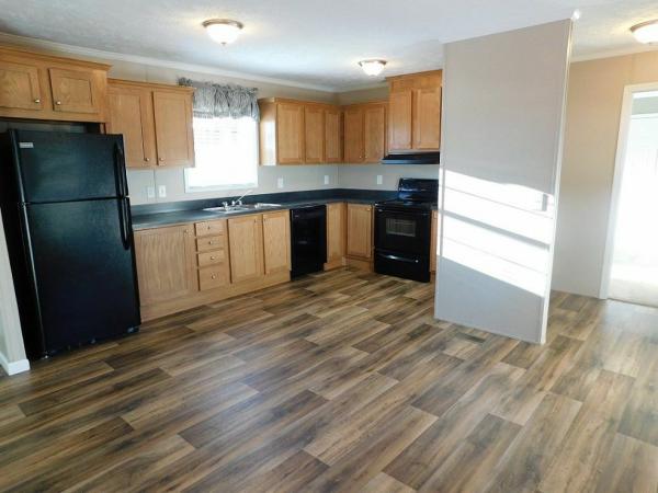 2017 Clayton Homes Inc Yes Mobile Home