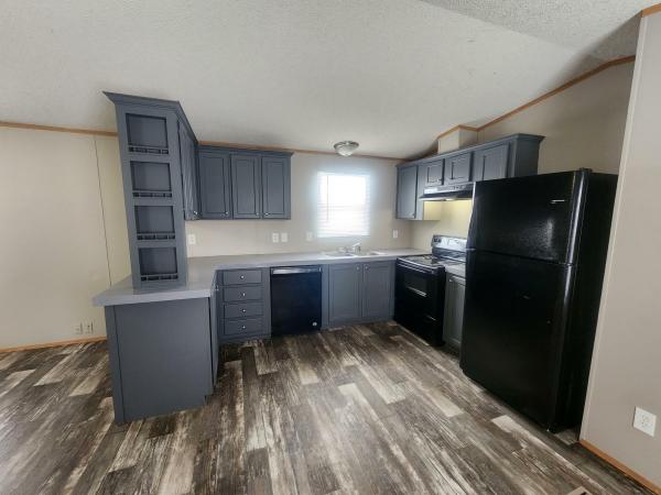2005 American Homestar Corp Galaxy Mobile Home