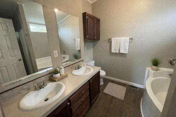 2019 Elliott Mobile Homes Solitaire Mobile Home