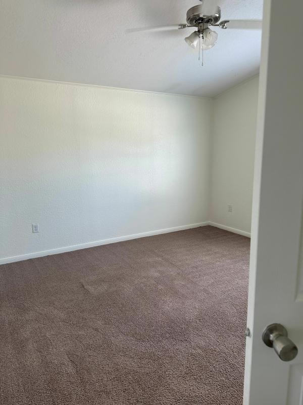 2019 Elliott Mobile Homes Solitaire Mobile Home