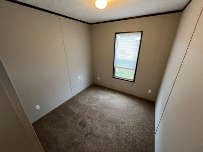 Photo 3 of 7 of home located at 344 Canterbury Newport, MI 48166