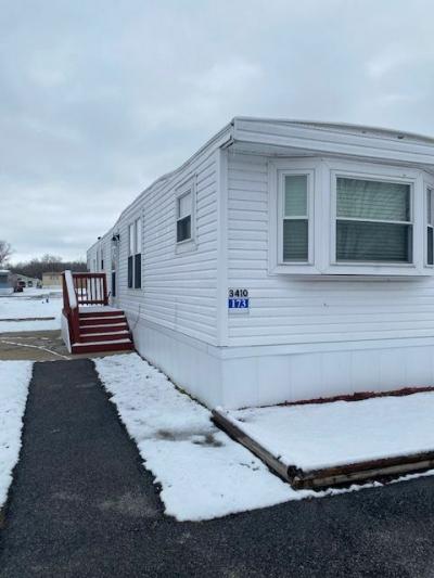 Mobile Home at 3410 44th Avenue Lot 173 Moline, IL 61265