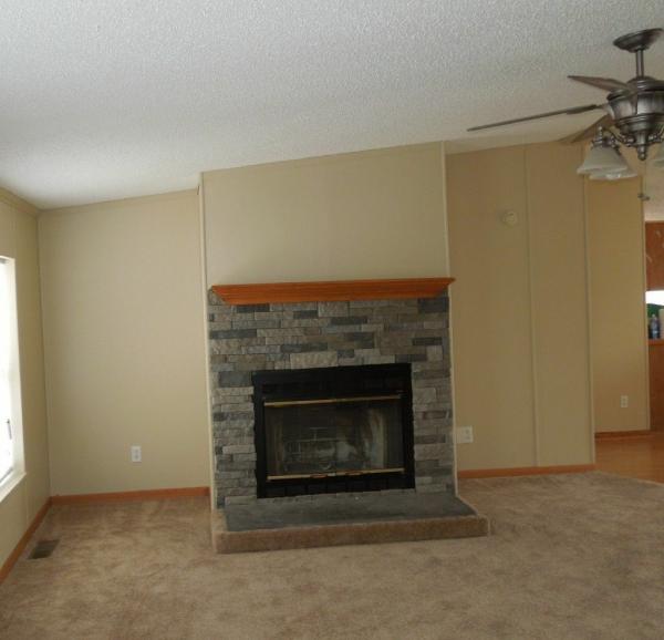 Photo 1 of 2 of home located at 124 Willow Ridge Altoona, IA 50009