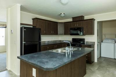 Mobile Home at 202 Gregory Michael Blvd Lot 152 Dundee, MI 48131
