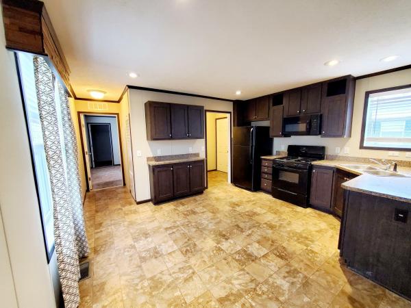 2016 Clayton Homes Inc Classic Mobile Home