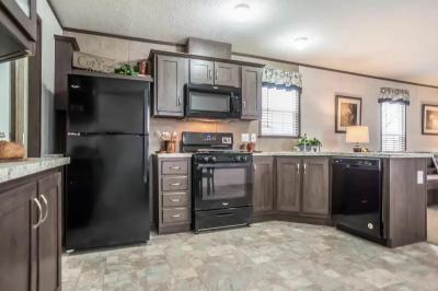 Mobile Home at 21267 Chevalier, Site #751 Macomb, MI 48044
