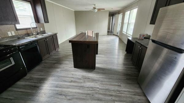 2018 Clayton Homes Inc Pulse Mobile Home