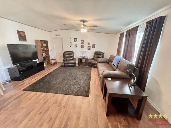 2001 PALH  Home