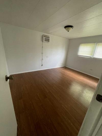 Photo 5 of 8 of home located at 16416 Us Highway 19 N, Lot 621 Clearwater, FL 33764