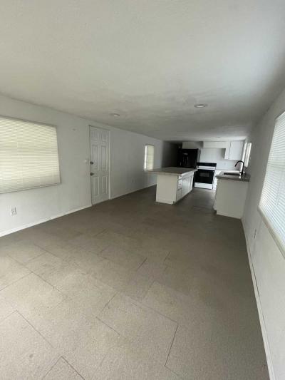 Photo 3 of 8 of home located at 16416 Us Highway 19 N, Lot 621 Clearwater, FL 33764