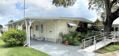 Photo 3 of 29 of home located at 601 Starkey Rd Largo, FL 33771