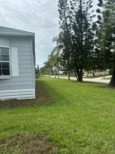 Photo 3 of 27 of home located at 2 Padre Port St Lucie, FL 34952