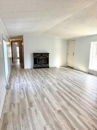Photo 5 of 20 of home located at 5684 Arbutus Street Kalamazoo, MI 49009