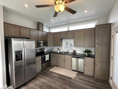 Photo 4 of 26 of home located at 233 N Val Vista Dr Mesa, AZ 85213