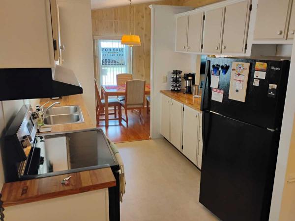 1984 Palm Harbor Mobile Home